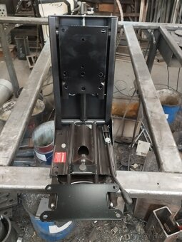 Zetor odpružený držák sedačky - 2