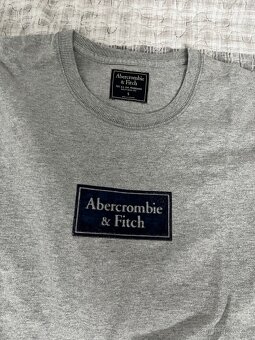 Tričko Abercrombie Fitch - 2