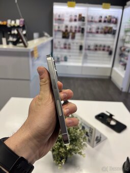 Apple iPhone 15 Pro 256GB White Titanium E-SIM - 2