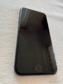 iPhone SE 2020 – 64 GB - 2