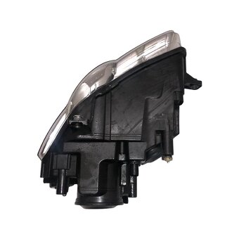 Pravý halogen světlo 3C0941006Q VW Passat 3C B6 r.v. 2005 - 2