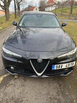 Alfa Romeo Giulia - 2