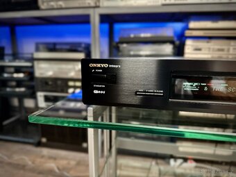 ONKYO Integra T-4711 (r.1996) TOP model, TOP stav - 2