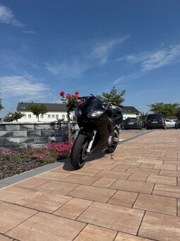 Yamaha R6 - 2