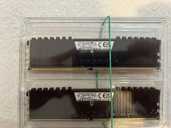 DDR4 Kingston/Corsair - 2