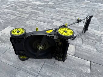Sekačka na trávu RYOBI RY36LMX51A-160 s baterií 6,0 Ah - 2