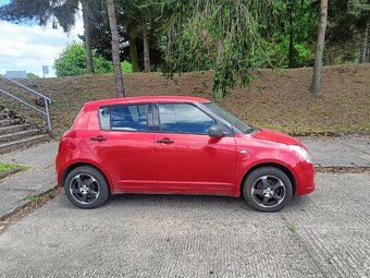 Suzuki Swift - 2
