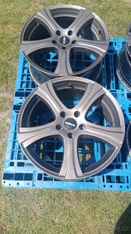 ALU kola 18" DELTA - 2
