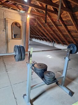 Bench press lavice s osou a závažím – domácí posilovna - 2