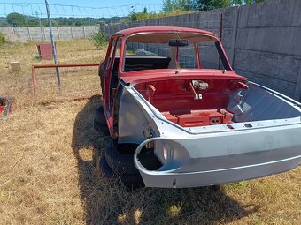 Škoda 100 - 2