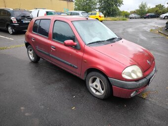 Renault Clio - 2