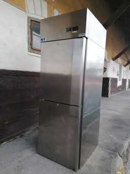 Nerezová lednice - 2