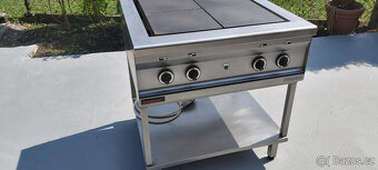 elektrický profi sporák čtyřplotýnkový - vařidlo - 2