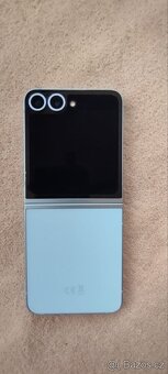 Samsung galaxy z Flip 6 - 12GB/256 GB - 2