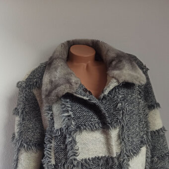 dámský zimní kabátek 46- 48 TOP STAV - 2