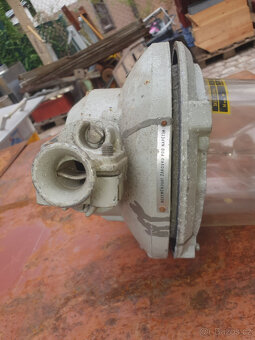 Průmyslové světlo - 2