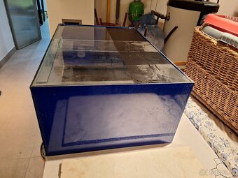 Prodám akvarium 112 litrů - 2