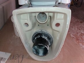 Prodám závěsný záchod - 2