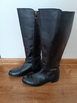 Kožené kozačky Tommy Hilfiger - 2