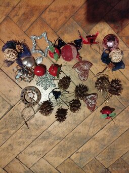 Prodám vánoční ozdoby. - 2