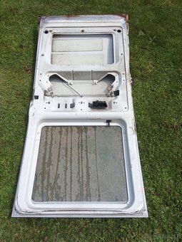 VW T4 VALNÍK  - dveře - 2