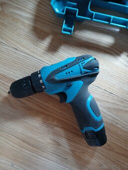 Aku vrtačka 2x baterie a kufrik - 2