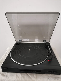 Gramofon Sony - 2
