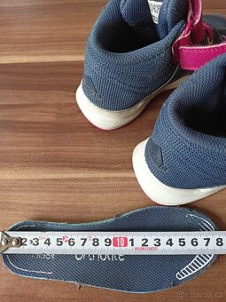 Kotníkové botasky Adidas - 2