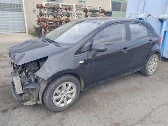 Kia Rio - 2