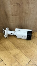 IP kamera HIKVISION DS-2CD2T23G0-I5 2,8 mm - 2