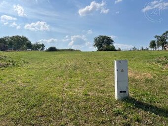 Prodej prostorného pozemku v Hlinsku pod Hostýnem – 5 217 m² - 2