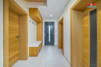 Prodej rodinného domu, 160 m², Křelov-Břuchotín, ul. Sadová - 2