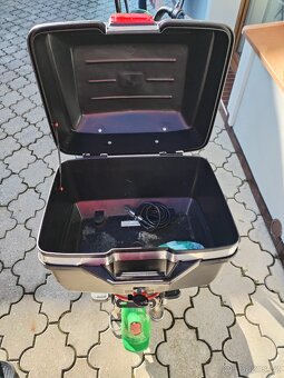Elektroskútr Sunra Elite - 2