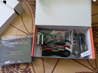 Prodám Dvbt2 tuner ASUKA - 2