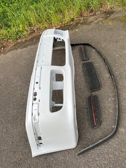 Škoda Octavia 1 RS- přední nárazník - 2