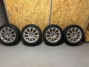Audi A4 B9 225/50 R17 - 2