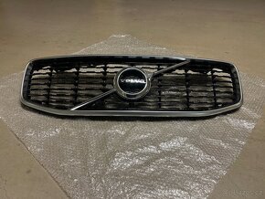 Volvo XC60 II maska - 2