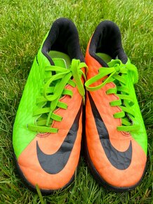 Turfy+kopačky vel.35-Nike - 2