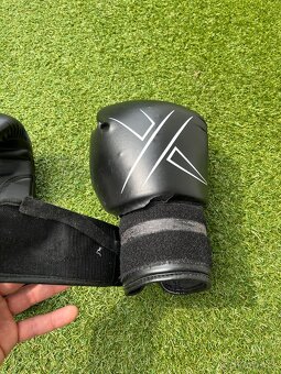 Boxerske rukavice 14 OZ - natrhnuté - funkčné - 2