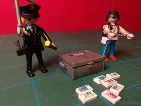 Playmobil policista lupič peníze ???? truhla - 2