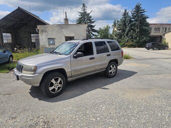 Jeep Grand Cherokee 2.7 crd LAREDO 120 kw - 2