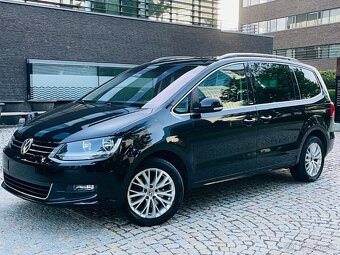 Volkswagen Sharan 2.0TDI 7MÍST 1.MAJITEL VÝHŘEV SERVISKA - 2