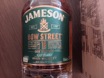 Irska whiskey Jameson Cask Strenght 18 let, 2019 - 2