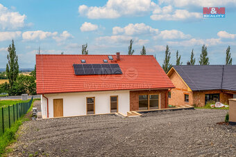 Prodej rodinného domu, 115 m², Vlkov pod Oškobrhem - 2