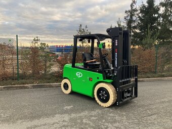 Čelní vysokozdvižný vozík EFL302X4; 80V/200Ah |PS6183| - 2