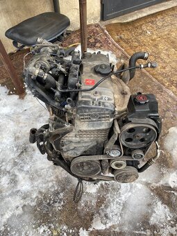 Motor Peugeot / Citroen 1,6 65kw benzin - 2