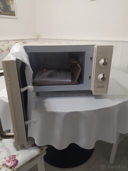 Mikrovlnná trouba Classico GORENJE MO 4250 CLI - 2