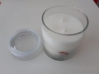 Yankee Candle - vonná dvouknotová svíčka - London Christmas - 2