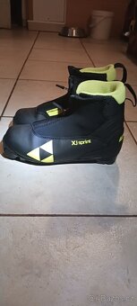 Juniorské boty na běžky Fischer vel.33 - 2