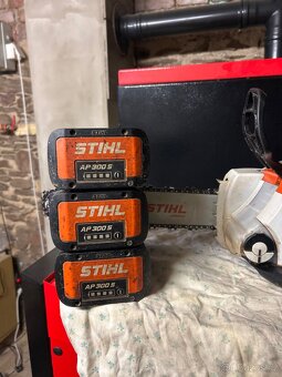 AKU pila Stihl MSA 220C - 2